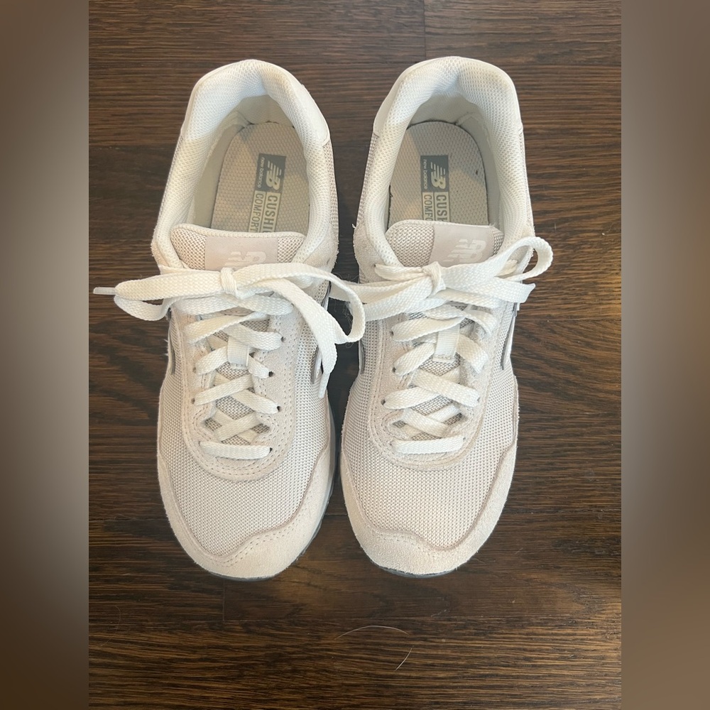 New Balance Women's Cream Sneakers